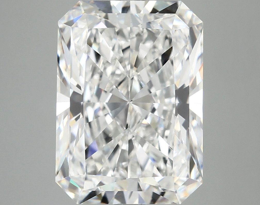 4.99 ct. radiant Lab Grown Diamond front image