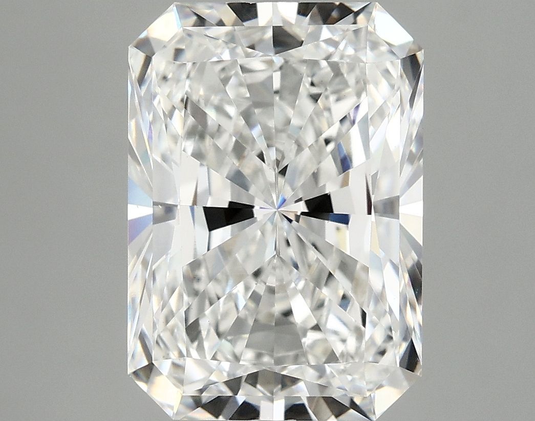 4.18 ct. radiant Lab Grown Diamond front image