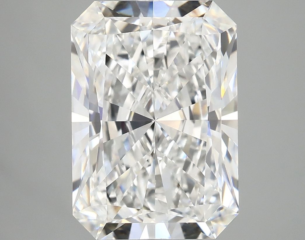 4.98 ct. radiant Lab Grown Diamond front image