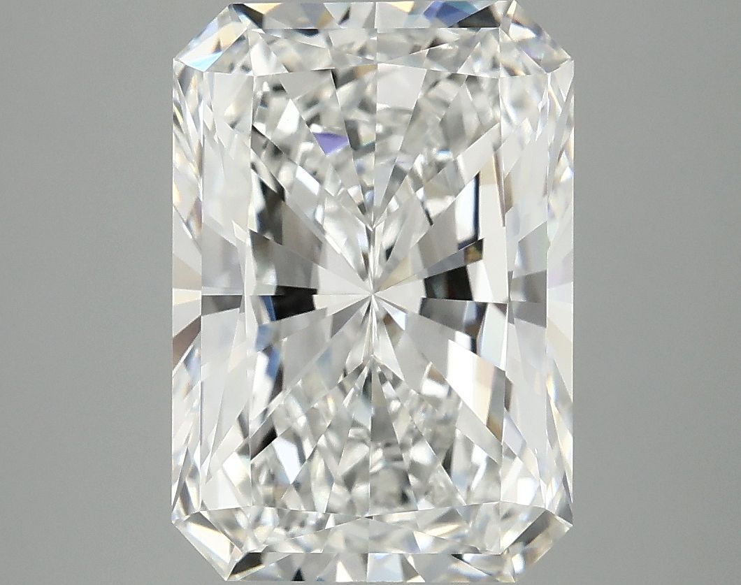 4.95 ct. radiant Lab Grown Diamond front image