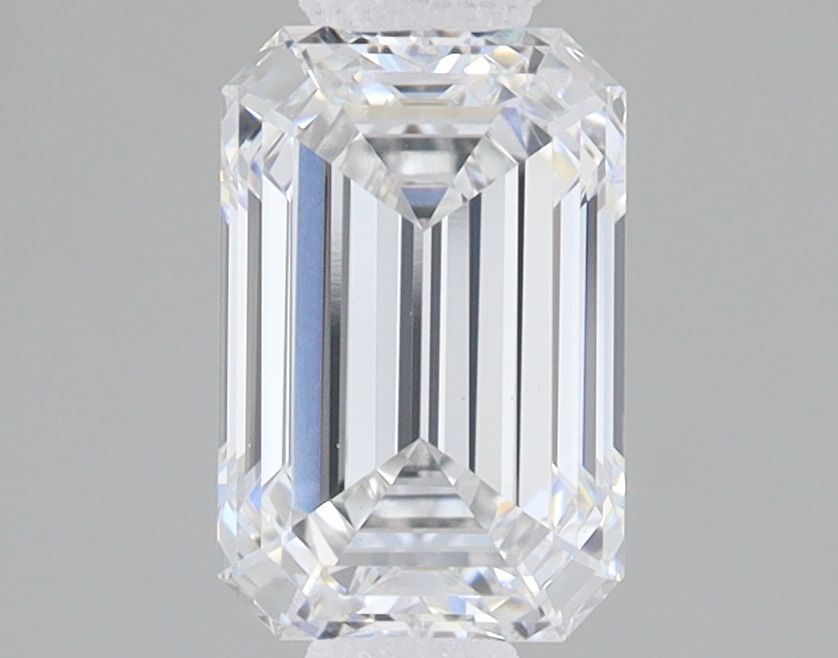 1.59 ct. emerald Lab Grown Diamond front image