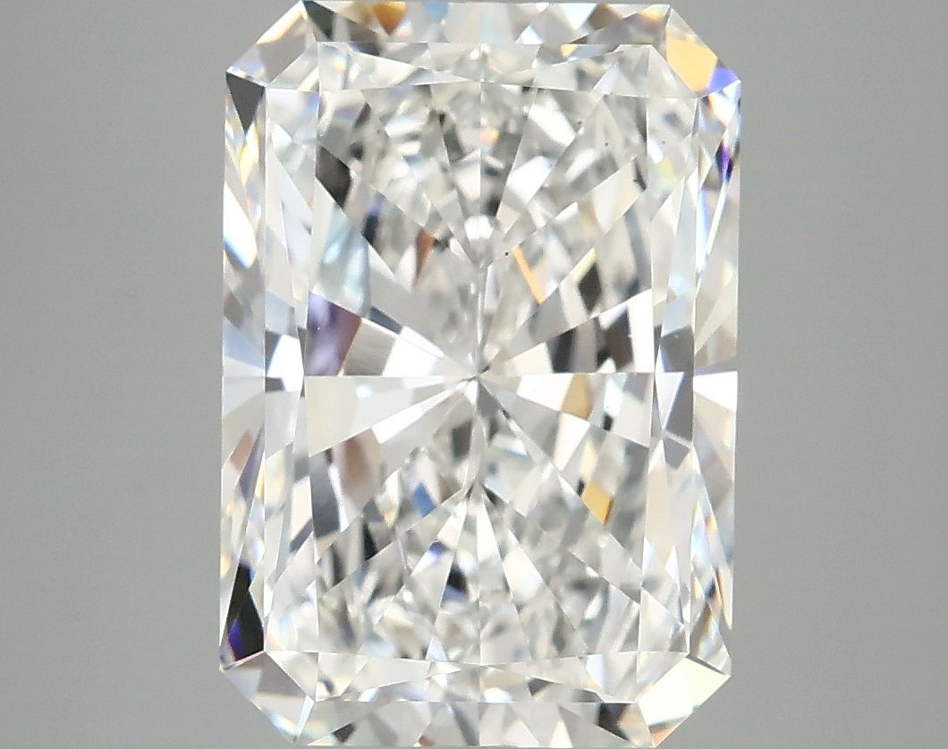 5.07 ct. radiant Lab Grown Diamond front image