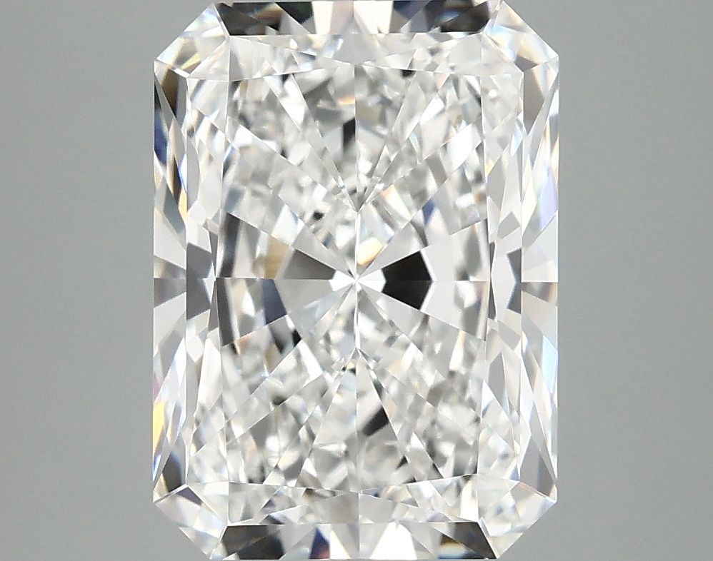 4.81 ct. radiant Lab Grown Diamond front image