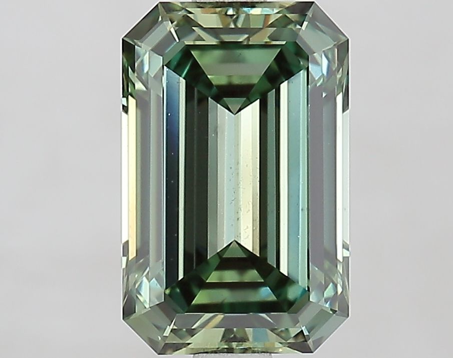 2.50 ct. emerald Lab Grown Diamond front image