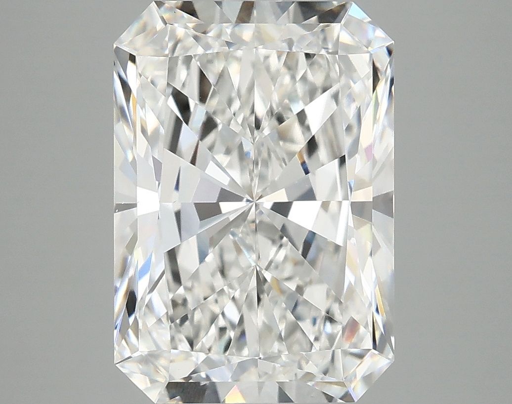 4.87 ct. radiant Lab Grown Diamond front image