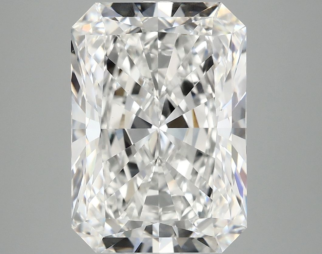 4.98 ct. radiant Lab Grown Diamond front image