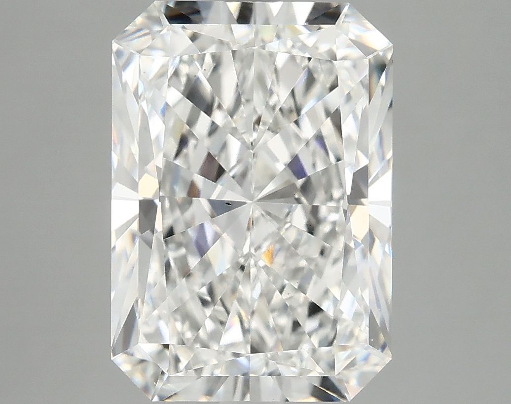 5.07 ct. radiant Lab Grown Diamond front image