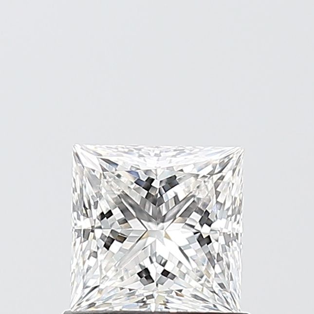 0.9 ct lab-grown Princess Diamond