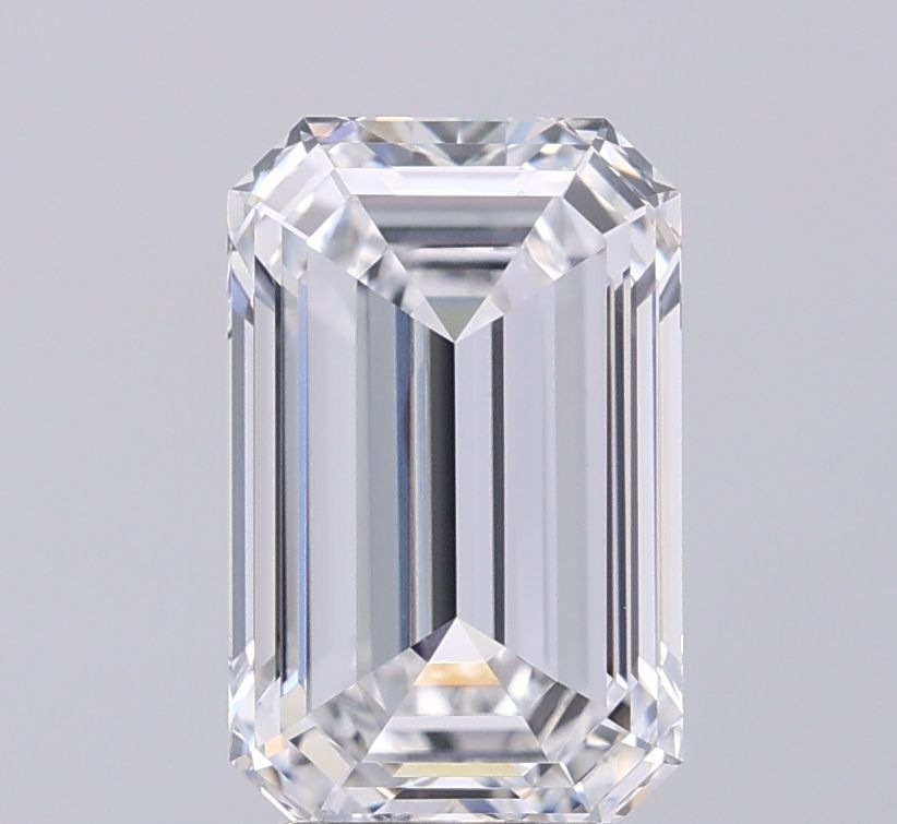 3.05 ct. emerald Lab Grown Diamond front image