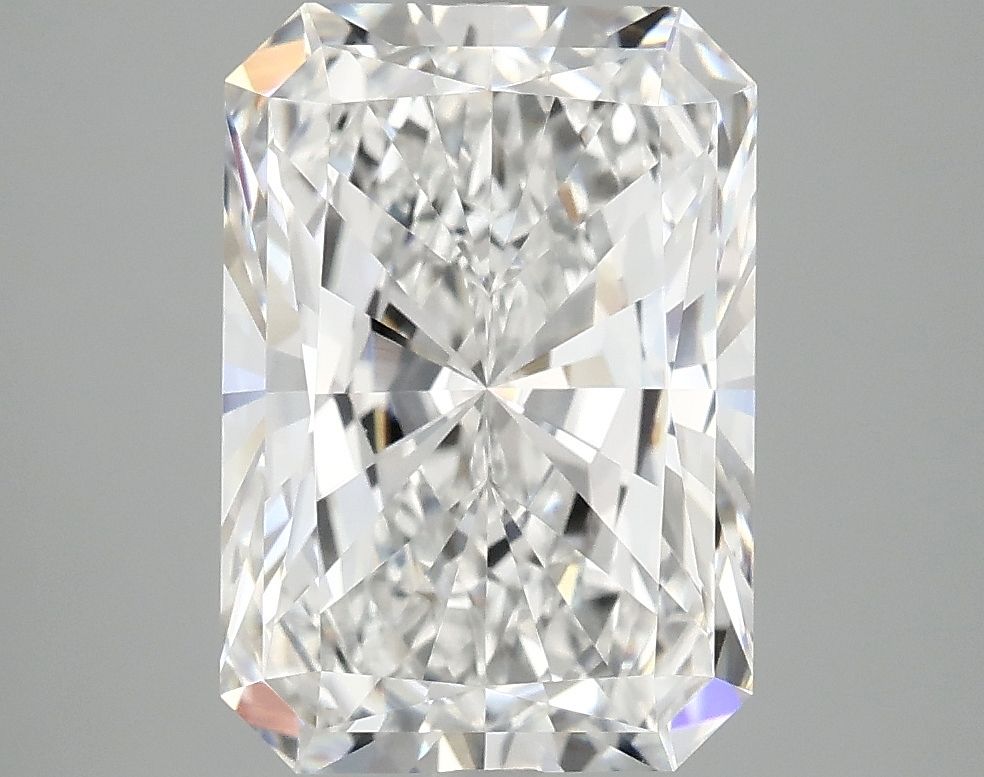 4.14 ct. radiant Lab Grown Diamond front image