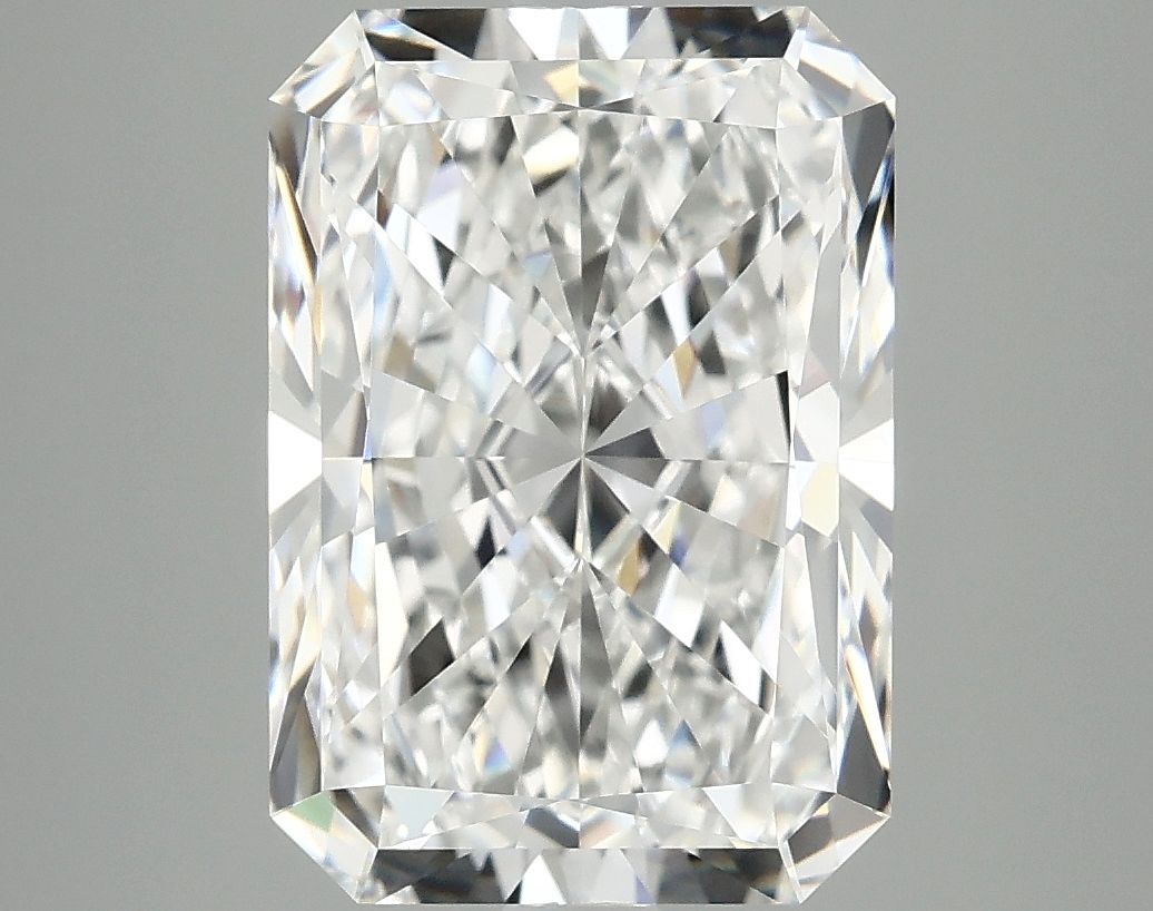 4.85 ct. radiant Lab Grown Diamond front image