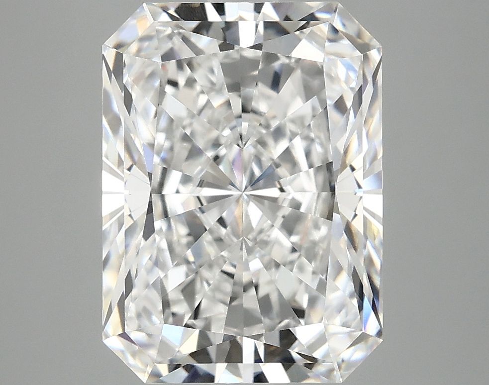 4.17 ct. radiant Lab Grown Diamond front image