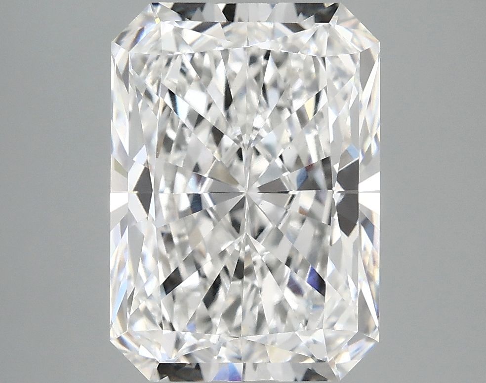 4.19 ct. radiant Lab Grown Diamond front image