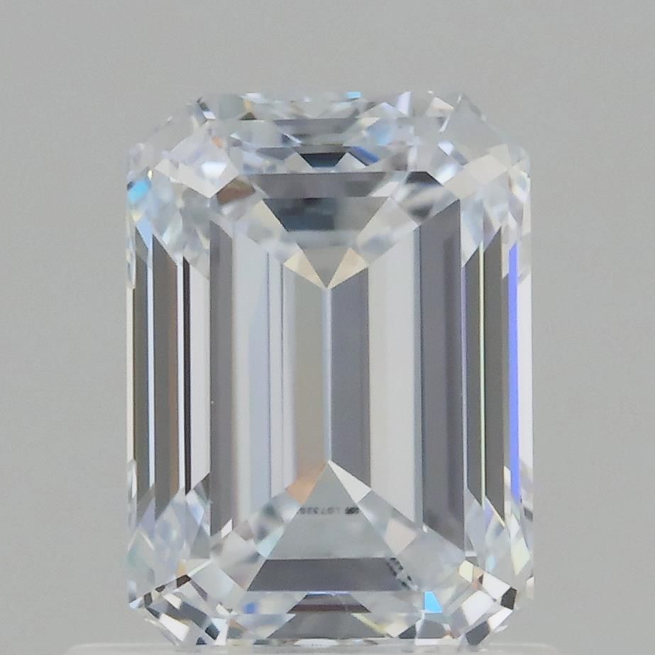 1.06 ct. emerald Lab Grown Diamond front image