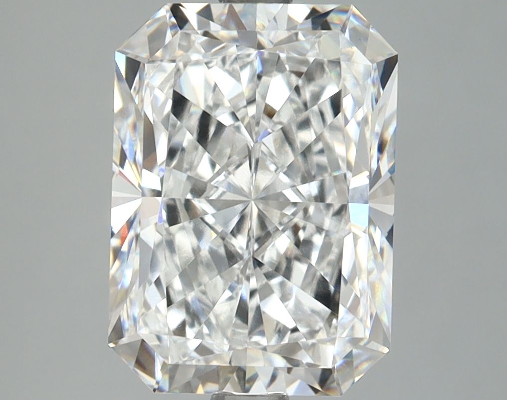 3.81 ct. radiant Lab Grown Diamond front image