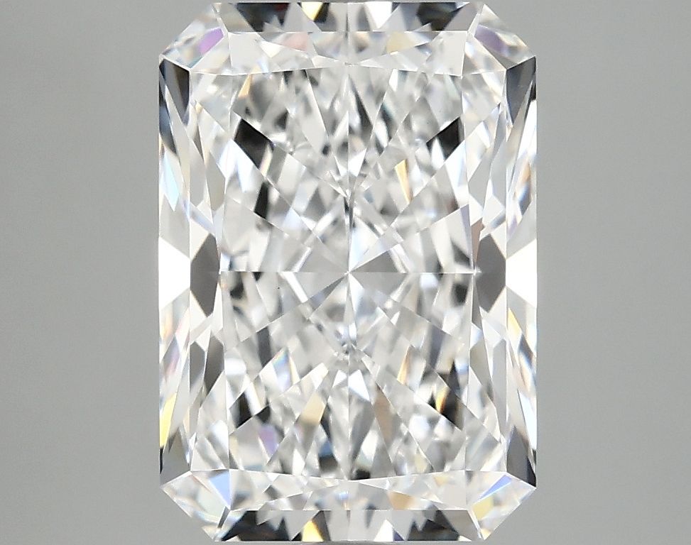 4.19 ct. radiant Lab Grown Diamond front image