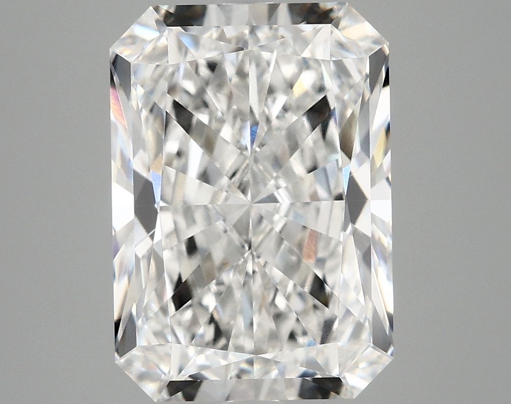 5.07 ct. radiant Lab Grown Diamond front image