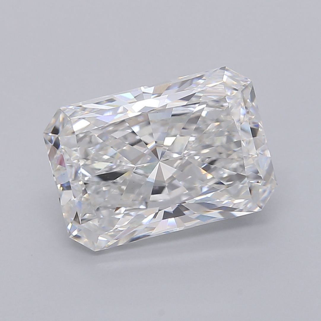 5.54 ct. radiant Lab Grown Diamond front image