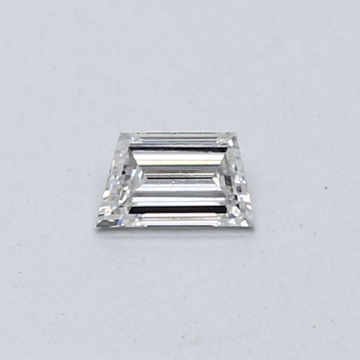 0.20ct Trapezoid F VS2