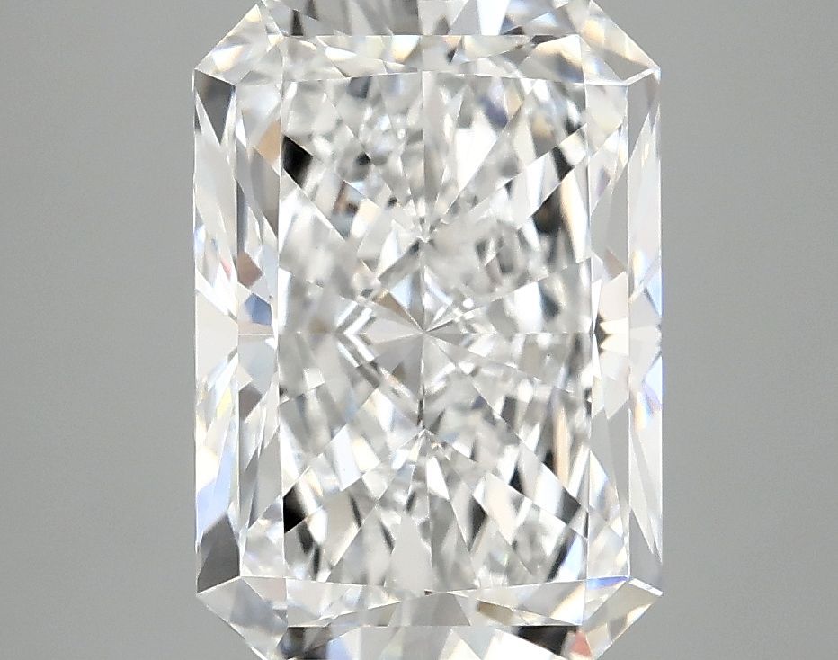 4.02 ct. radiant Lab Grown Diamond front image