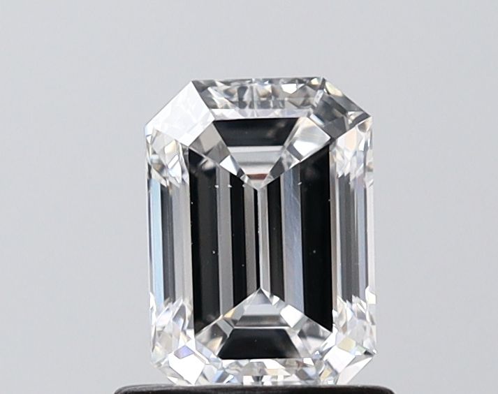 1.01 ct. emerald Lab Grown Diamond front image