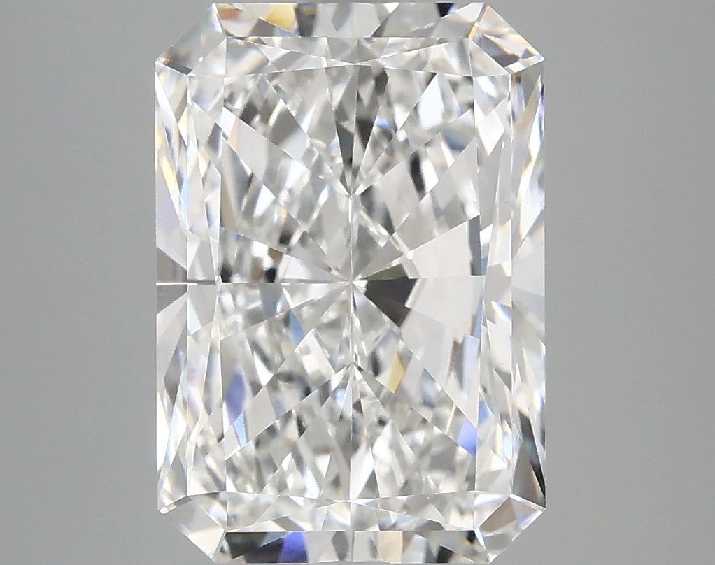4.84 ct. radiant Lab Grown Diamond front image
