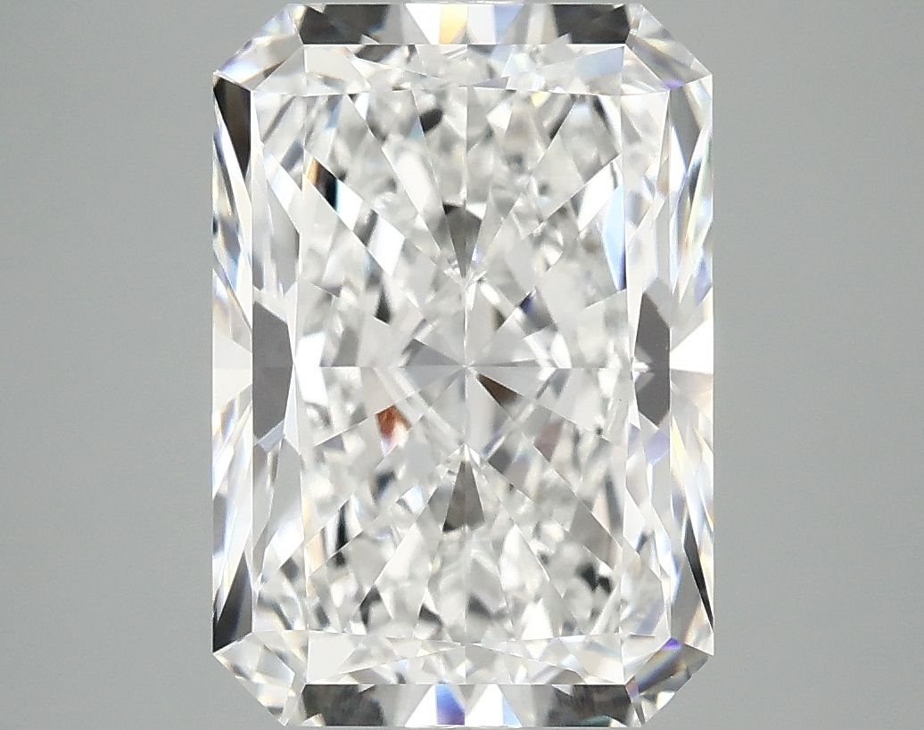 4.97 ct. radiant Lab Grown Diamond front image