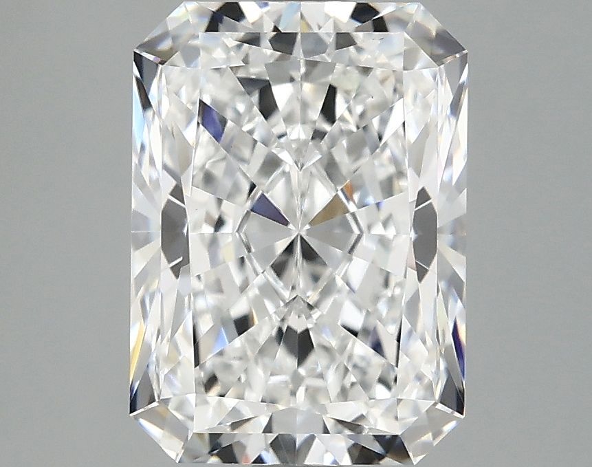 3.09 ct. radiant Lab Grown Diamond front image