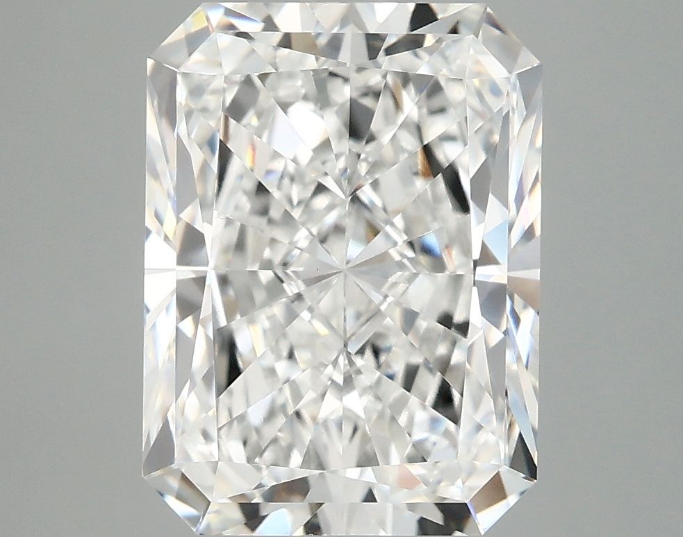 5.02 ct. radiant Lab Grown Diamond front image