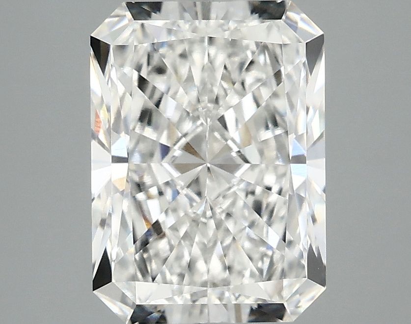 2.87 ct. radiant Lab Grown Diamond front image