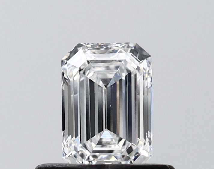 0.51 ct. emerald Lab Grown Diamond front image