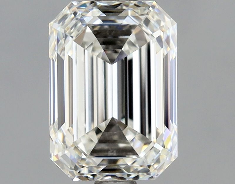 1.70 ct Emerald diamond