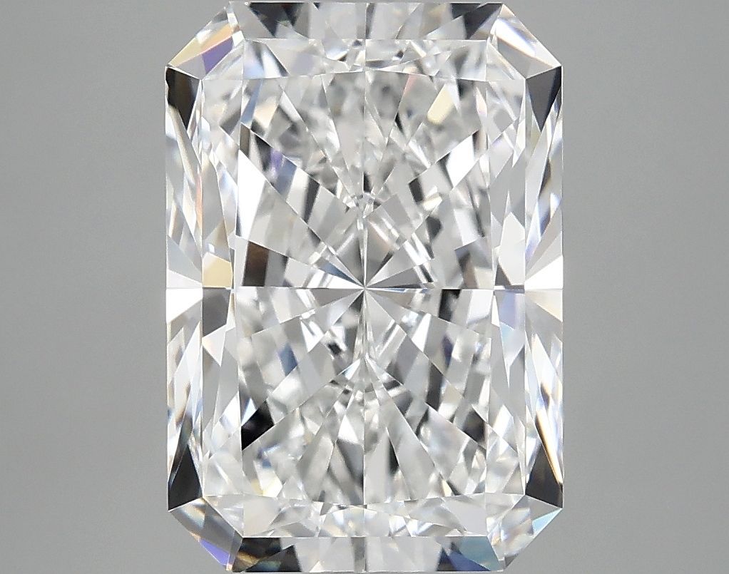 4.91 ct. radiant Lab Grown Diamond front image