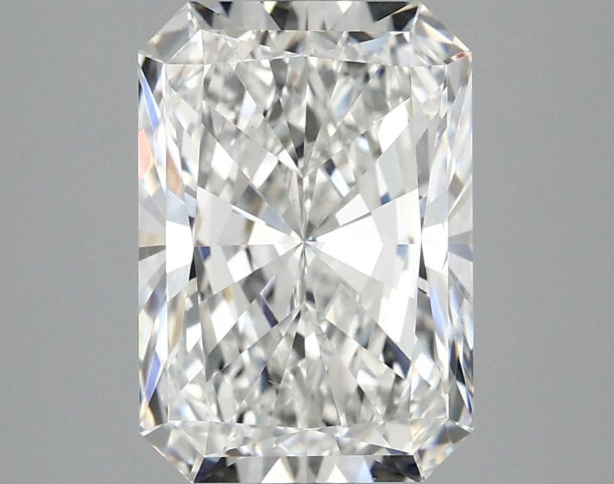3.08 ct. radiant Lab Grown Diamond front image