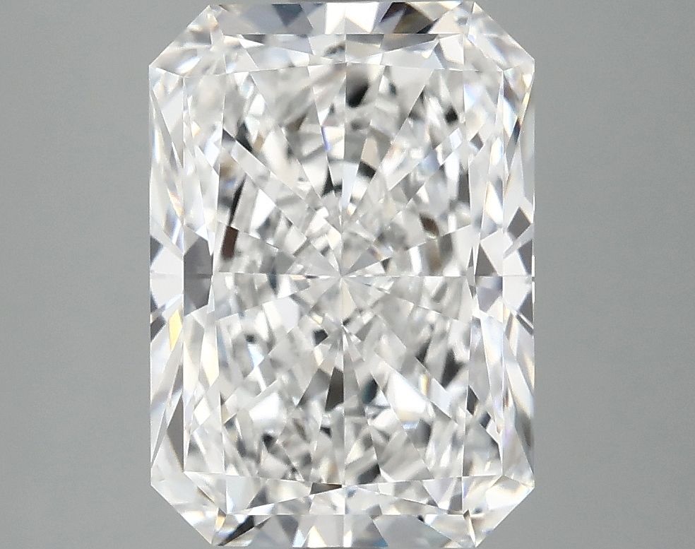 4.18 ct. radiant Lab Grown Diamond front image