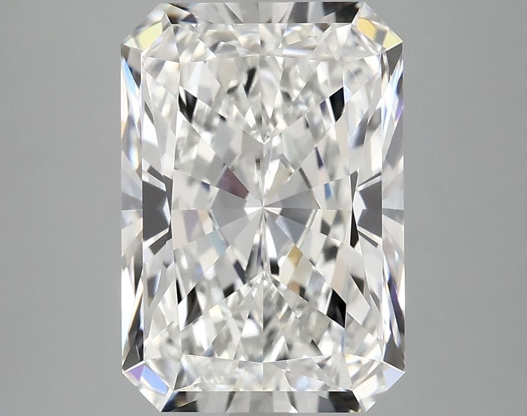 4.83 ct. radiant Lab Grown Diamond front image