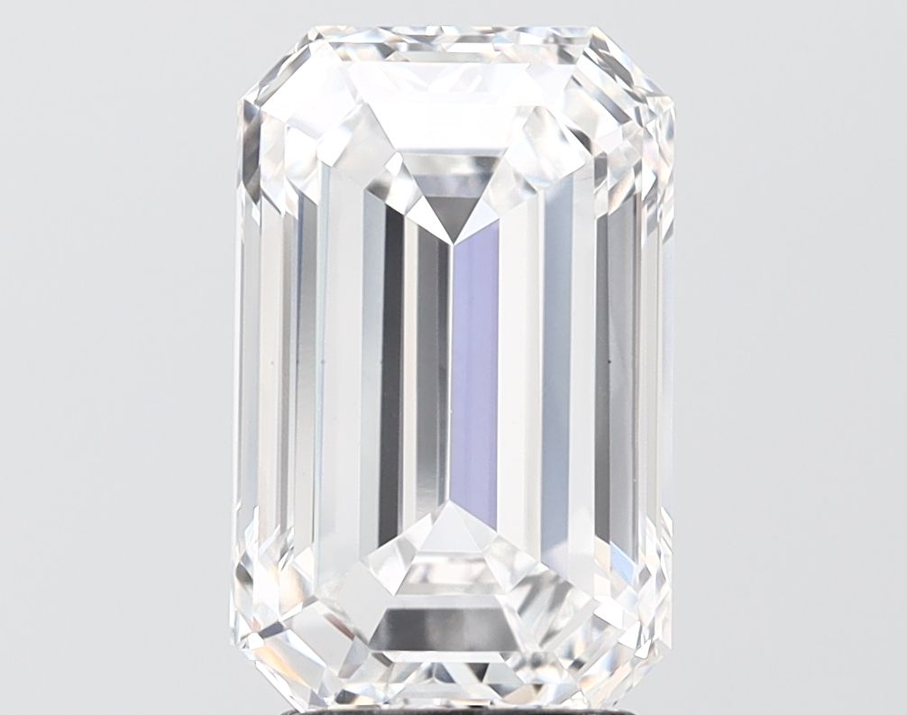 4.01 ct. emerald Lab Grown Diamond front image