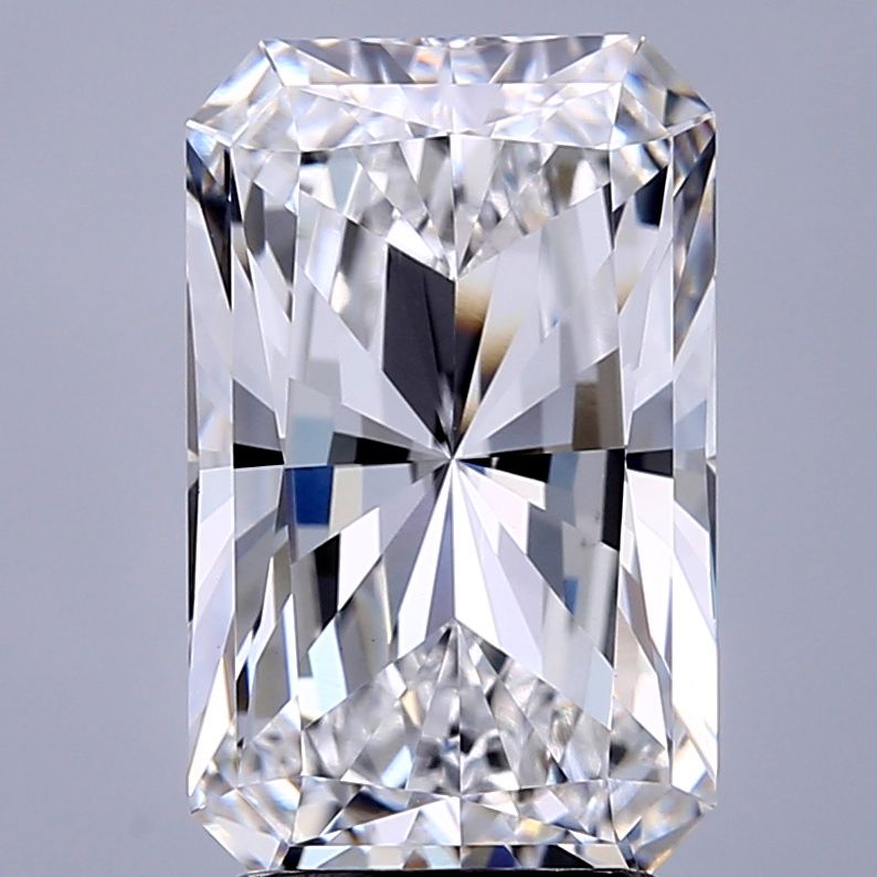 3.02 ct. radiant Lab Grown Diamond front image
