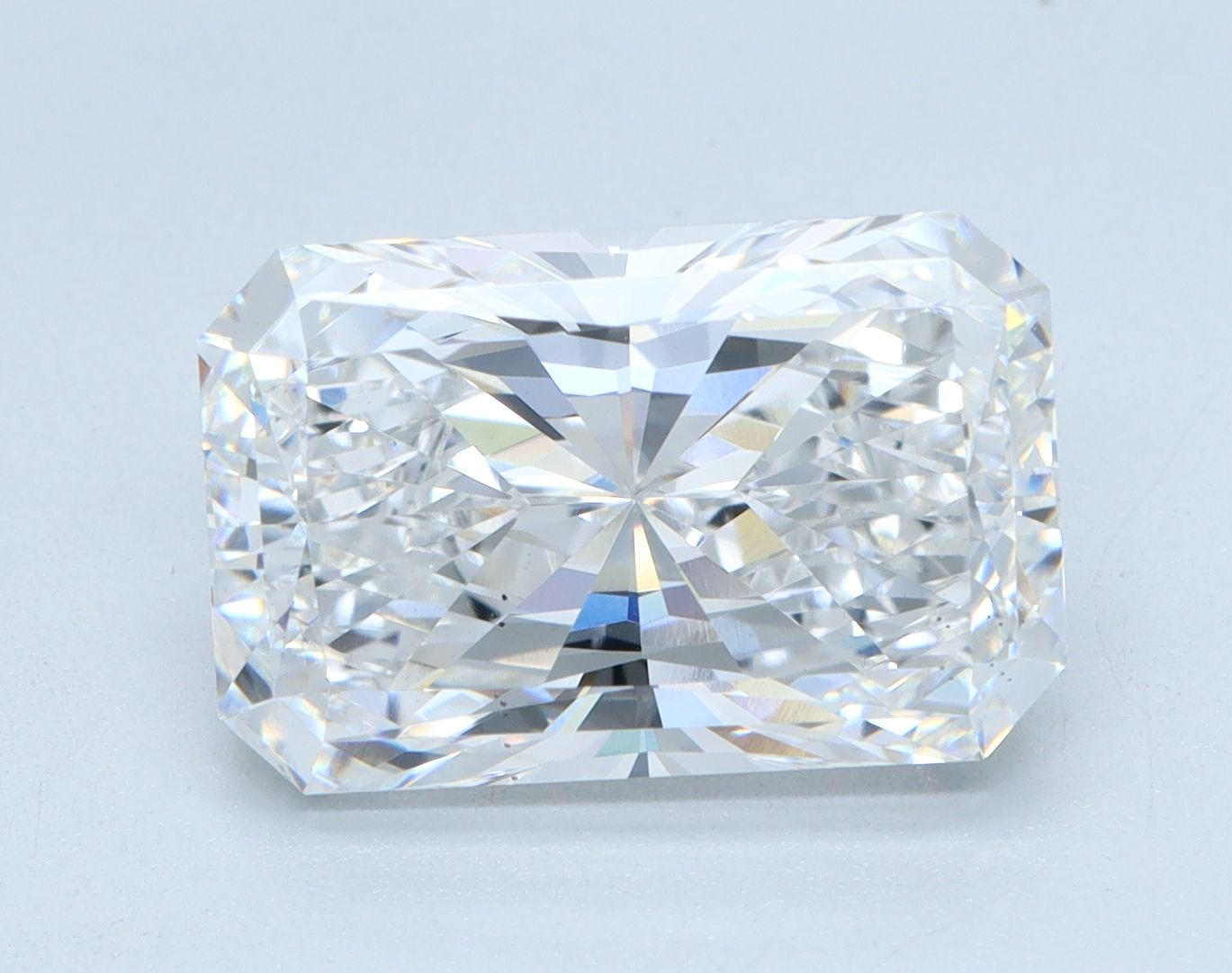 4.00 ct. radiant Lab Grown Diamond front image