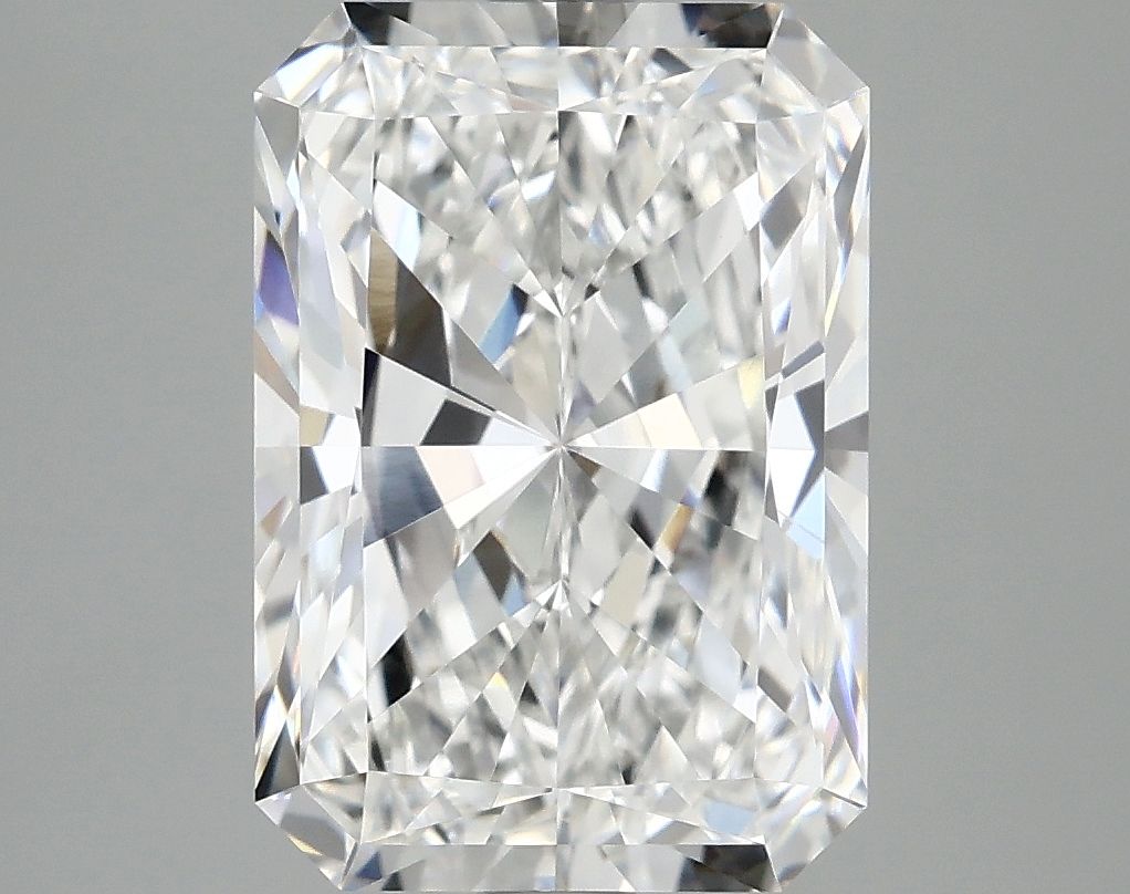 3.84 ct. radiant Lab Grown Diamond front image