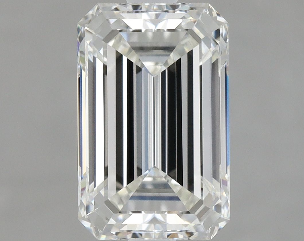 1.70 ct Emerald diamond