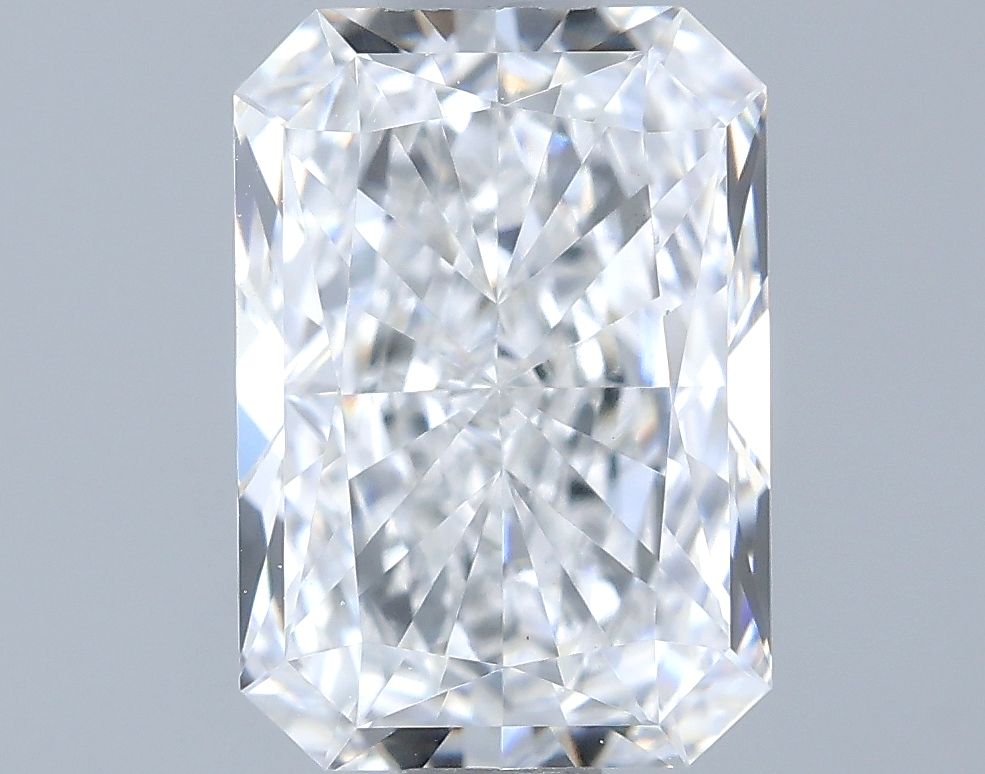 1.05 ct. radiant Lab Grown Diamond front image