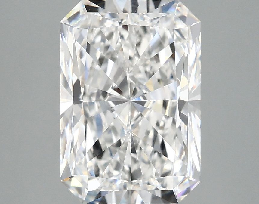 2.99 ct. radiant Lab Grown Diamond front image