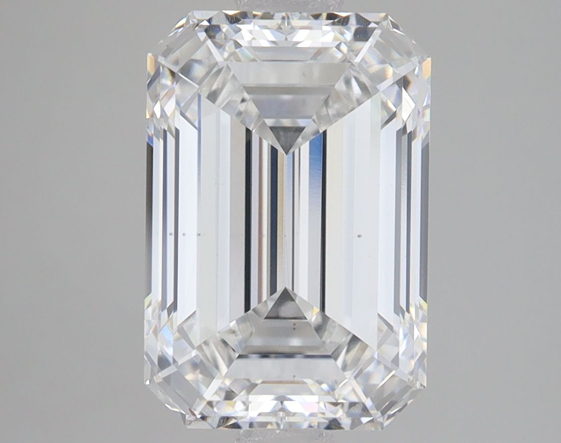 3.80 ct. emerald Lab Grown Diamond front image