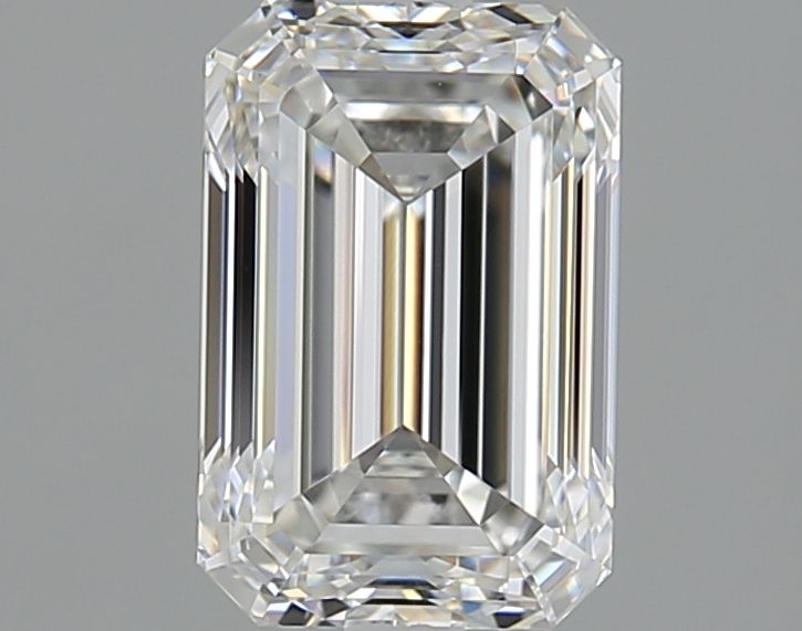 1.70 ct Emerald diamond