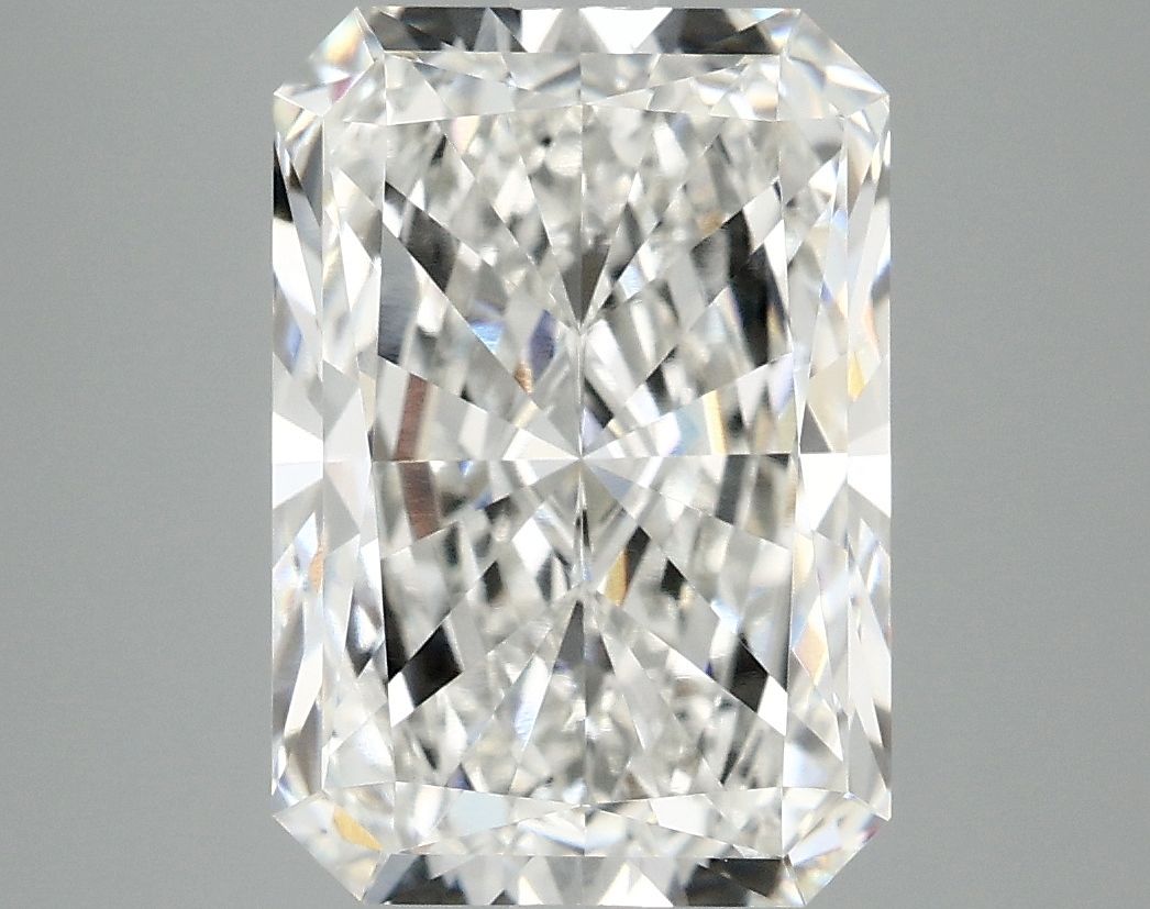 4.93 ct. radiant Lab Grown Diamond front image