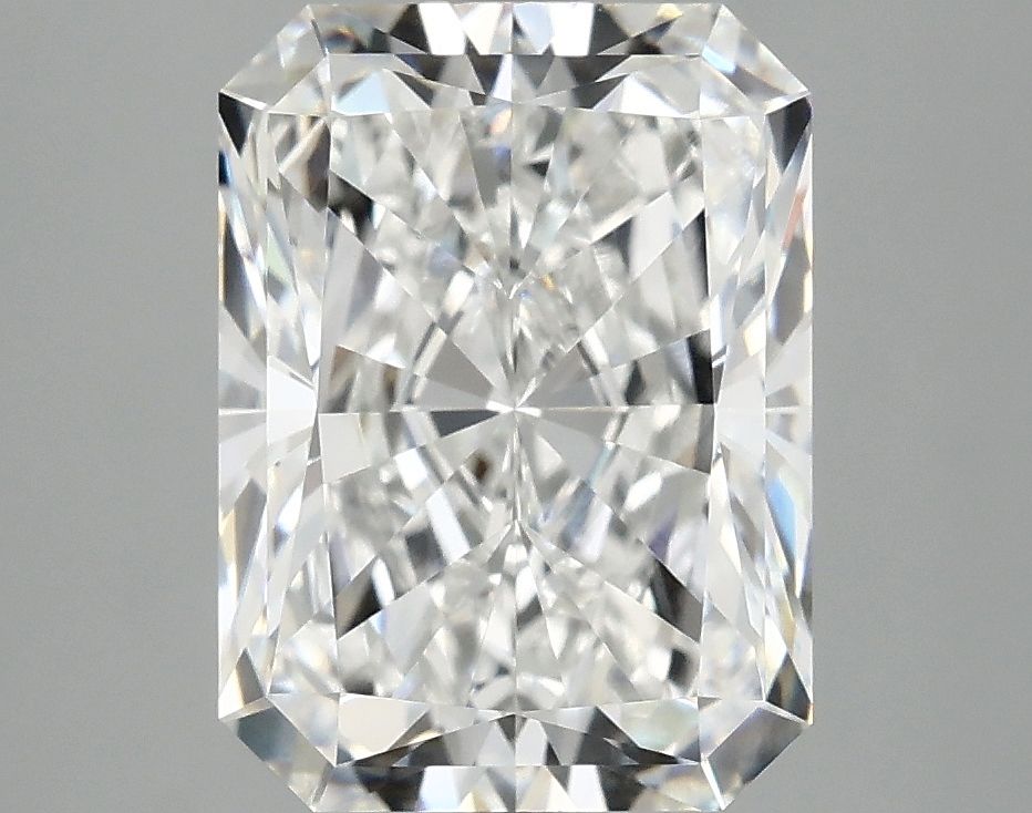 4.15 ct. radiant Lab Grown Diamond front image