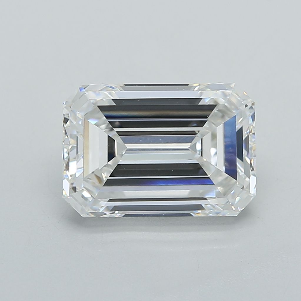 3.05 ct. emerald Lab Grown Diamond front image