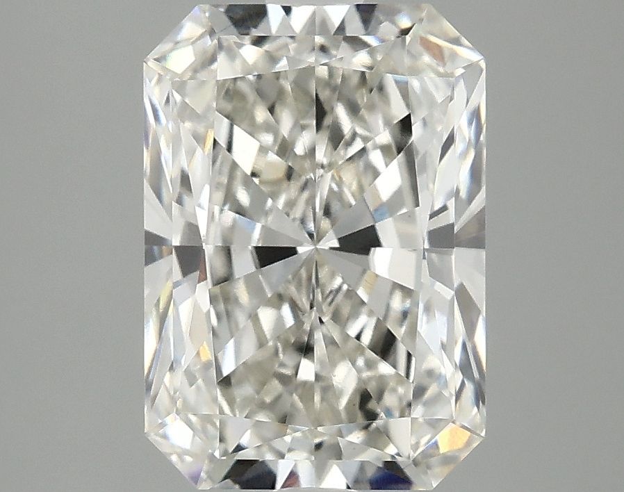 3.09 ct lab-grown Radiant Diamond
