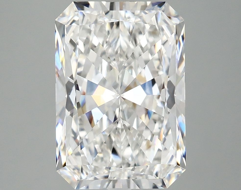 4.03 ct. radiant Lab Grown Diamond front image